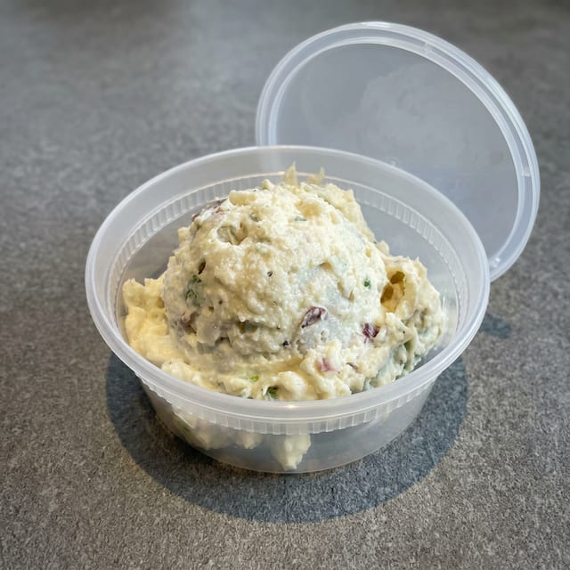 8oz Potato salad.